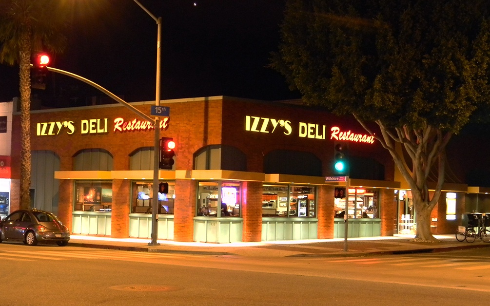 Izzy's Deli